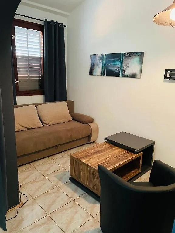 Apartman Olive Fazana 0*,
